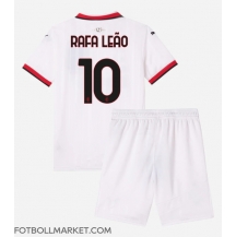 AC Milan Rafael Leao #10 Replika Bortatröja Barn 2024-25 Kortärmad (+ byxor)