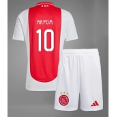 Ajax Chuba Akpom #10 Replika Hemmatröja Barn 2024-25 Kortärmad (+ byxor)