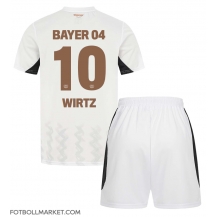 Bayer Leverkusen Florian Wirtz #10 Replika Bortatröja Barn 2024-25 Kortärmad (+ byxor)