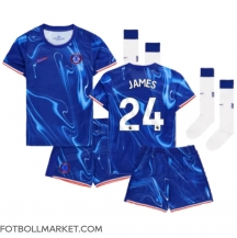 Chelsea Reece James #24 Replika Hemmatröja Barn 2024-25 Kortärmad (+ byxor)