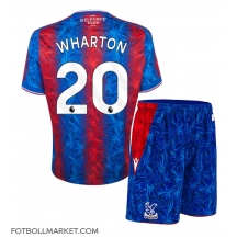 Crystal Palace Adam Wharton #20 Replika Hemmatröja Barn 2024-25 Kortärmad (+ byxor)