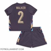 England Kyle Walker #2 Replika Bortatröja Barn EM 2024 Kortärmad (+ byxor)