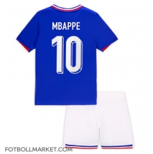 Frankrike Kylian Mbappe #10 Replika Hemmatröja Barn EM 2024 Kortärmad (+ byxor)