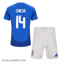 Italien Federico Chiesa #14 Replika Hemmatröja Barn EM 2024 Kortärmad (+ byxor)