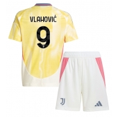 Juventus Dusan Vlahovic #9 Replika Bortatröja Barn 2024-25 Kortärmad (+ byxor)