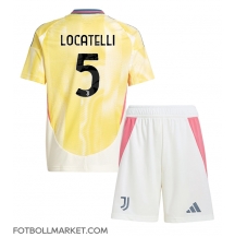 Juventus Manuel Locatelli #5 Replika Bortatröja Barn 2024-25 Kortärmad (+ byxor)