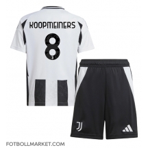 Juventus Teun Koopmeiners #8 Replika Hemmatröja Barn 2024-25 Kortärmad (+ byxor)