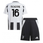 Juventus Weston McKennie #16 Replika Hemmatröja Barn 2024-25 Kortärmad (+ byxor)