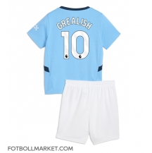 Manchester City Jack Grealish #10 Replika Hemmatröja Barn 2024-25 Kortärmad (+ byxor)