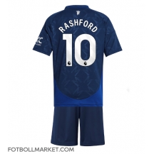 Manchester United Marcus Rashford #10 Replika Bortatröja Barn 2024-25 Kortärmad (+ byxor)