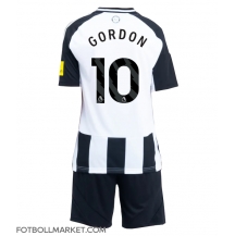 Newcastle United Anthony Gordon #10 Replika Hemmatröja Barn 2024-25 Kortärmad (+ byxor)