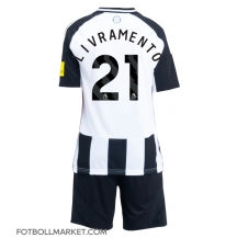 Newcastle United Tino Livramento #21 Replika Hemmatröja Barn 2024-25 Kortärmad (+ byxor)