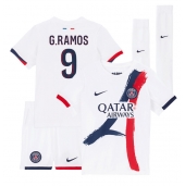 Paris Saint-Germain Goncalo Ramos #9 Replika Bortatröja Barn 2024-25 Kortärmad (+ byxor)