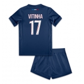 Paris Saint-Germain Vitinha #17 Replika Hemmatröja Barn 2024-25 Kortärmad (+ byxor)