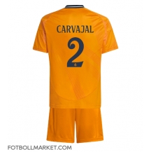 Real Madrid Daniel Carvajal #2 Replika Bortatröja Barn 2024-25 Kortärmad (+ byxor)