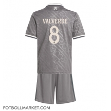 Real Madrid Federico Valverde #8 Replika Tredjetröja Barn 2024-25 Kortärmad (+ byxor)