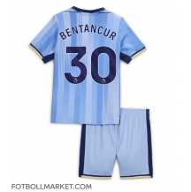 Tottenham Hotspur Rodrigo Bentancur #30 Replika Bortatröja Barn 2024-25 Kortärmad (+ byxor)